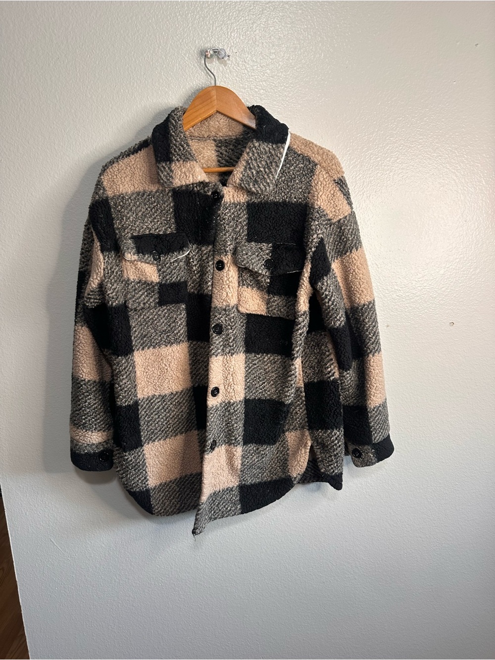 Ladies Plaid Sherpa Jacket - Black & Cream